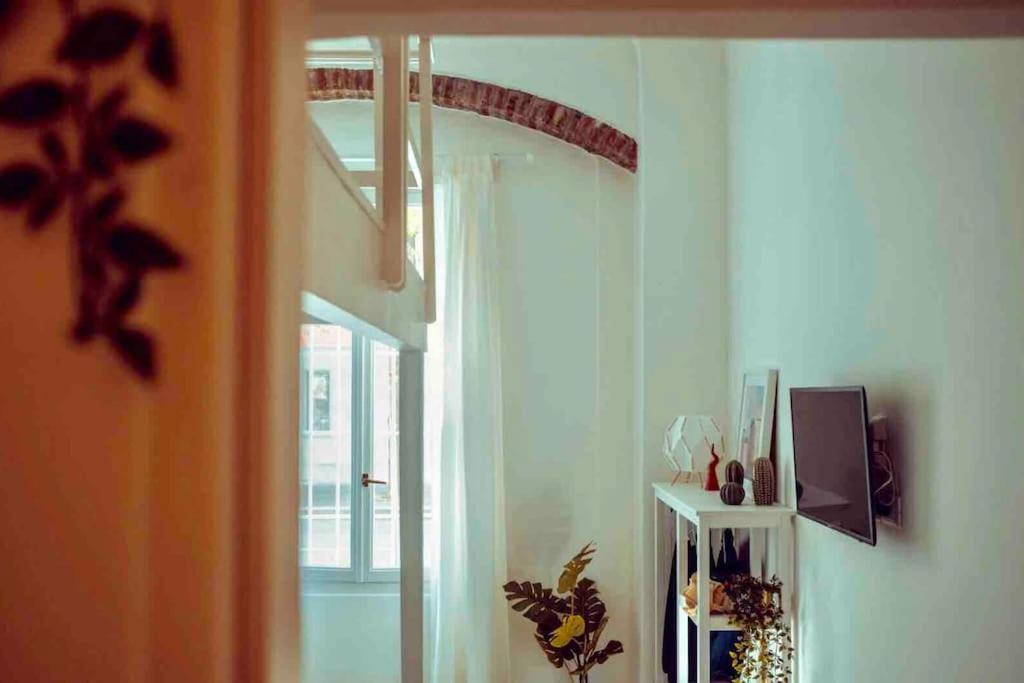 Appartamento Casa Navi - Typical House By Navigli Milano Esterno foto