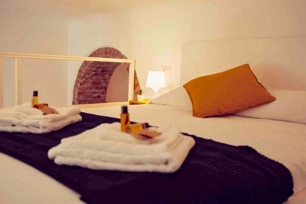 Appartamento Casa Navi - Typical House By Navigli Milano Esterno foto